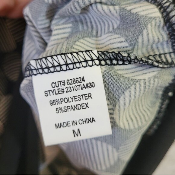 Boutique Brand Heart Soul Peasant Style Top in Geometric Print Size Medium - Picture 6 of 7